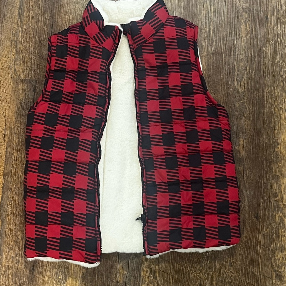 Plaid Print Puffer Vest, Reversible to Fuzzy
